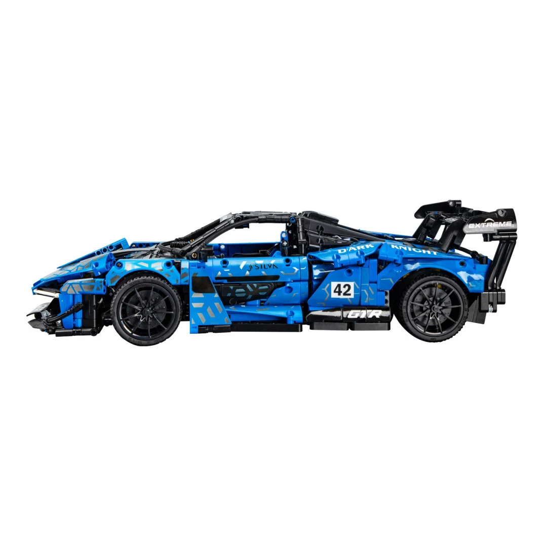 CaDA Dark Knight GTR 1:10 2088 dijelova 8+_3