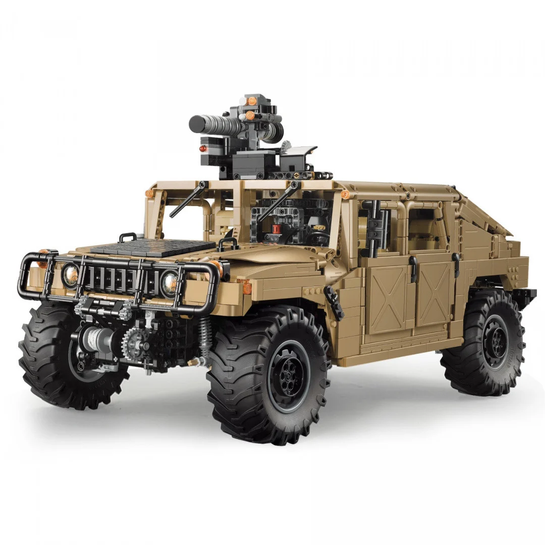 CaDA Humvee 1:8 4x4 3935 dijelova 8+_3