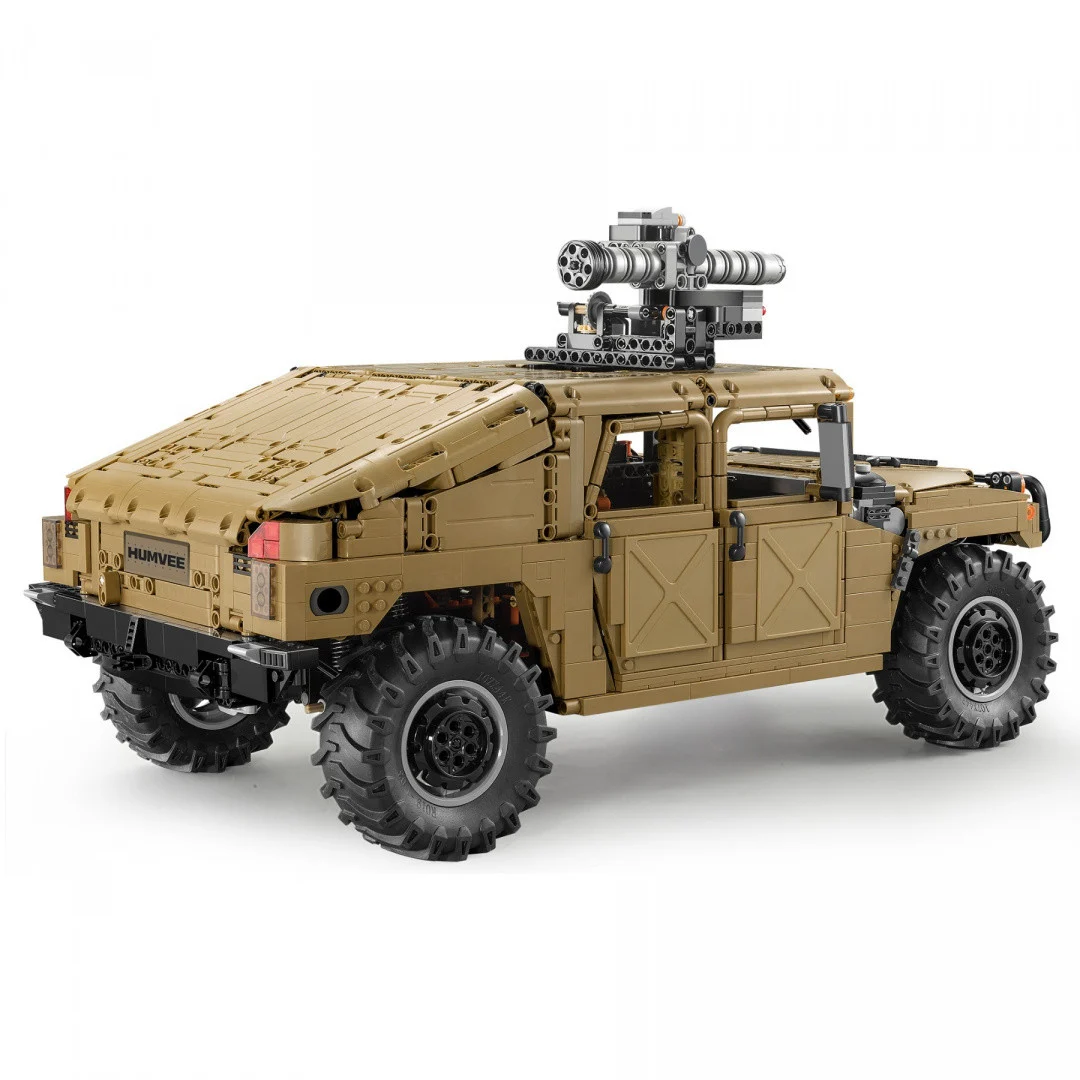 CaDA Humvee 1:8 4x4 3935 dijelova 8+_4