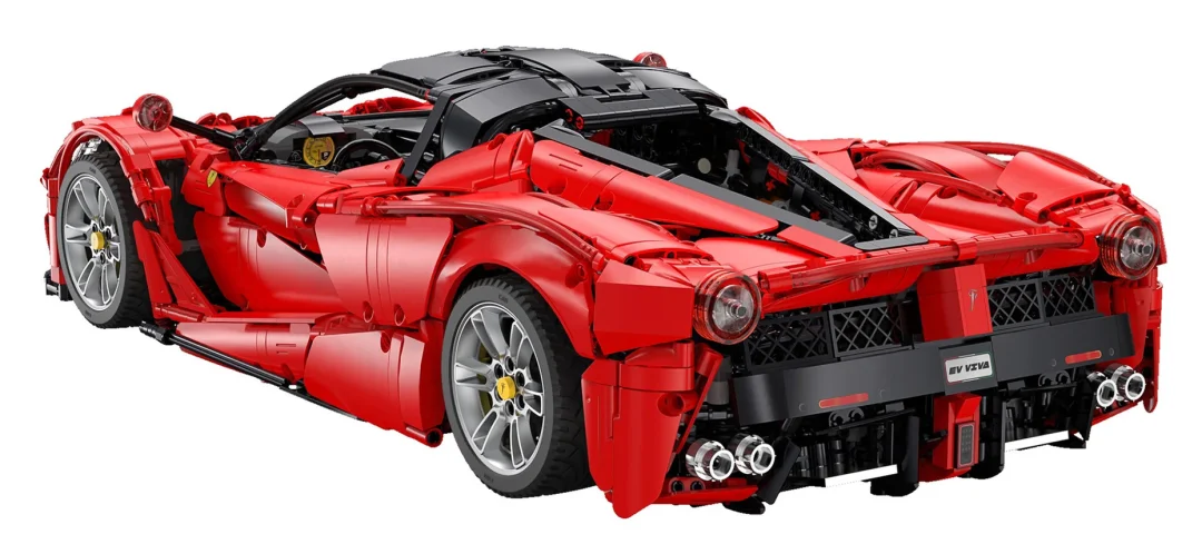 CaDA Master Viva Hypercar 4739 dijelova 1:8 14+_6
