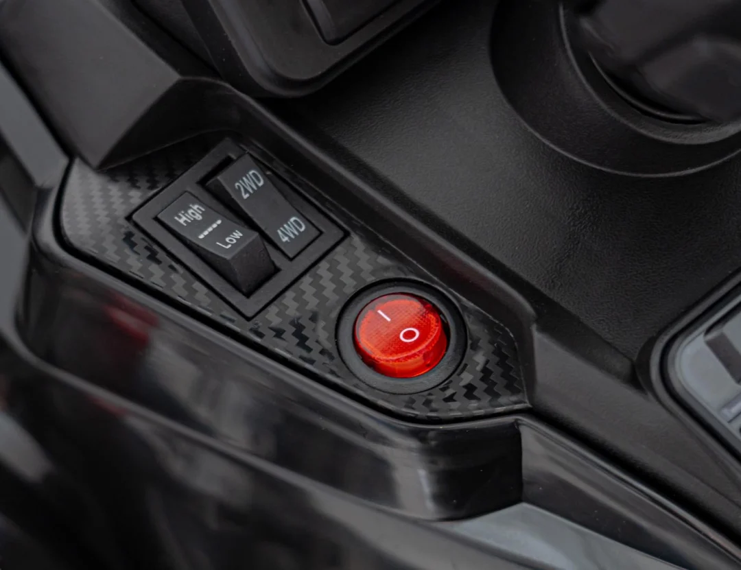 Can-Am Outlander ATV quad na akumulator s daljinskim upravljačem, crni_15