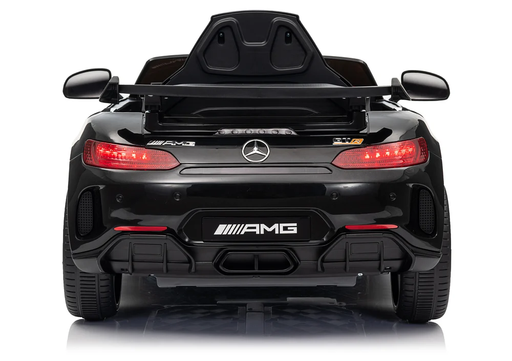 Crni automobil na baterije Mercedes GTR_5