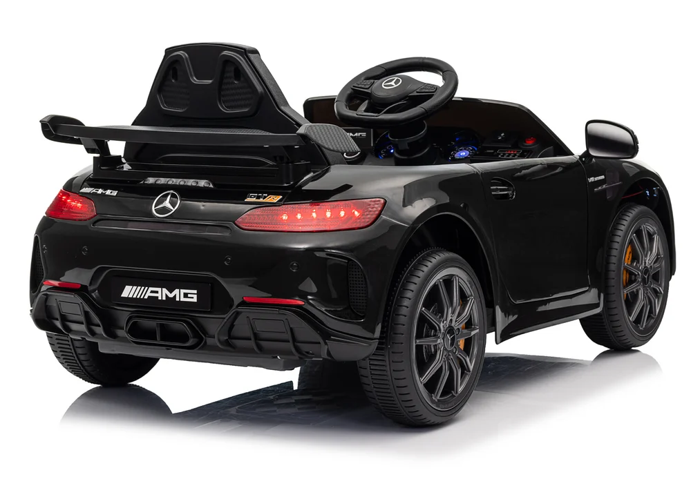 Crni automobil na baterije Mercedes GTR_8