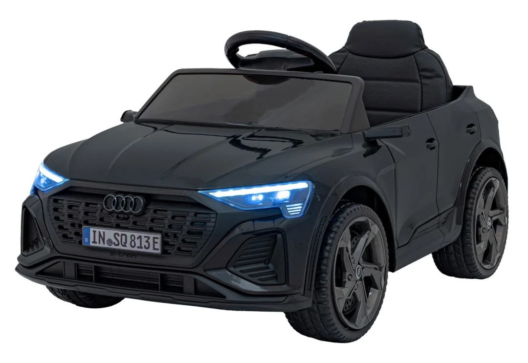 Crno vozilo Audi SQ8_2
