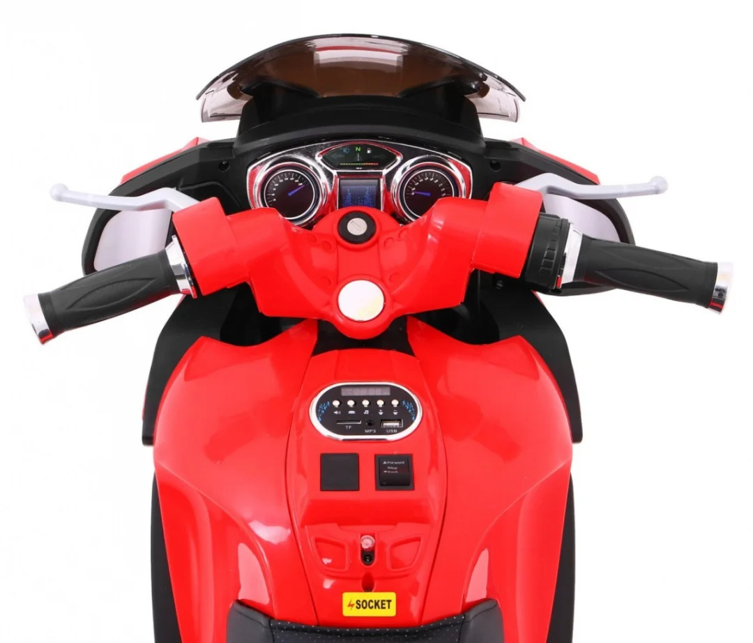 Crveni trkački motor, crvena motor na akumulator_8