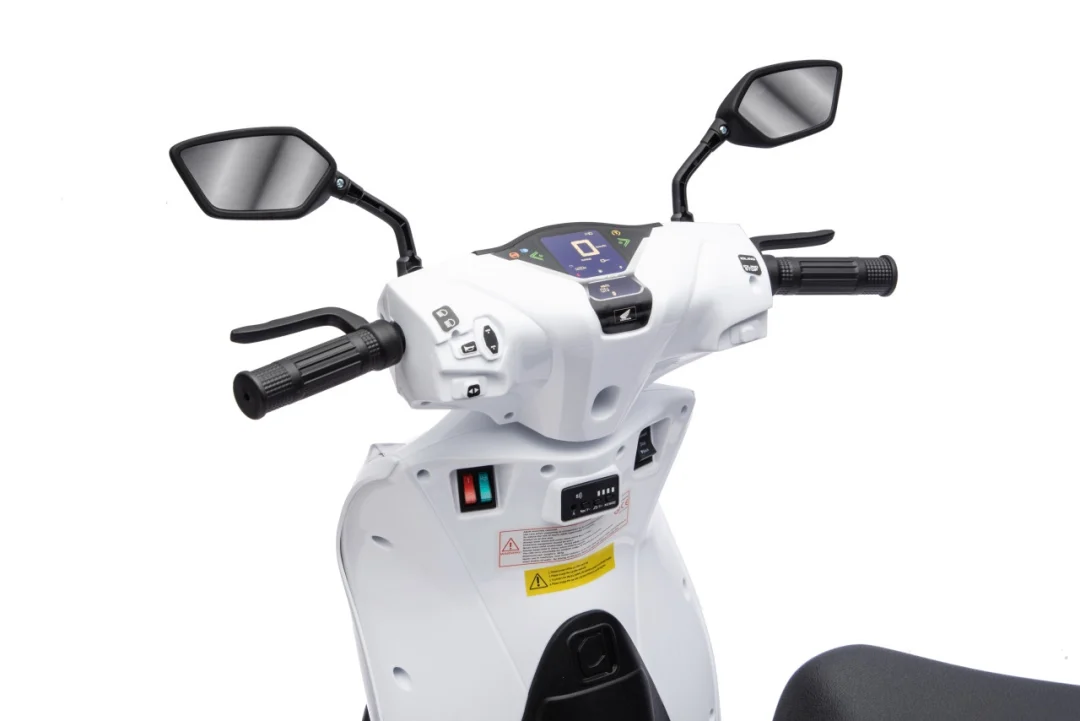 Dječji električni skuter Honda SH125I bijeli motor na akumulator_31