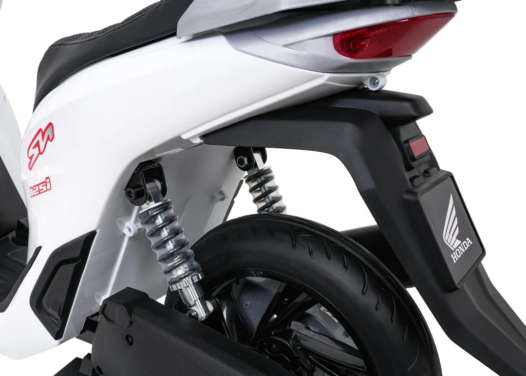 Dječji električni skuter Honda SH125I bijeli motor na akumulator_38