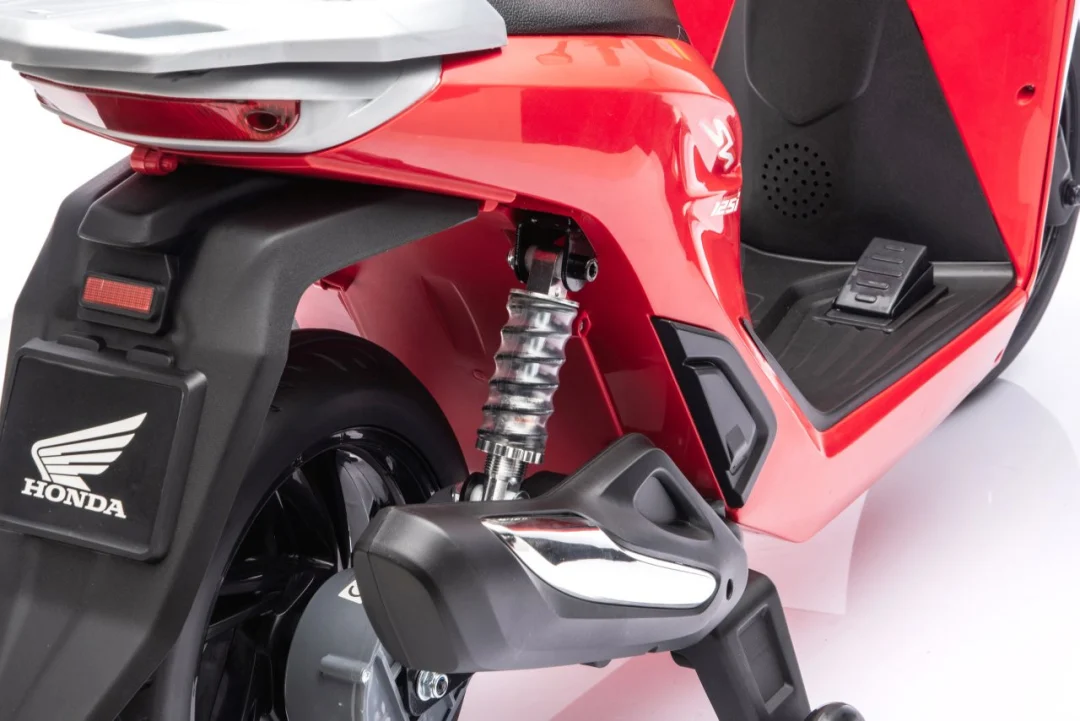 Dječji električni skuter Honda SH125I crveni motor na akumulator_44