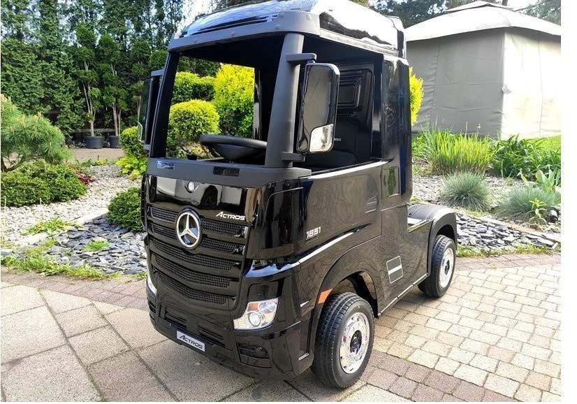 Električni automobil Mercedes Actros crno obojen MP4 auto na akumulator_9