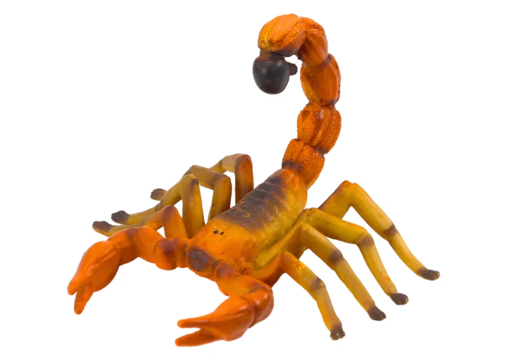 Figurica pustinjskog škorpiona 8 cm_2