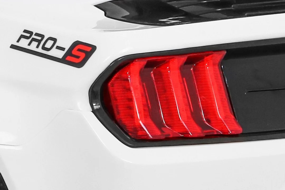 GT Sport automobil na baterije za djecu bijeli + daljinski upravljač + spori start + prtljažnik + MP3 LED, bijela_6