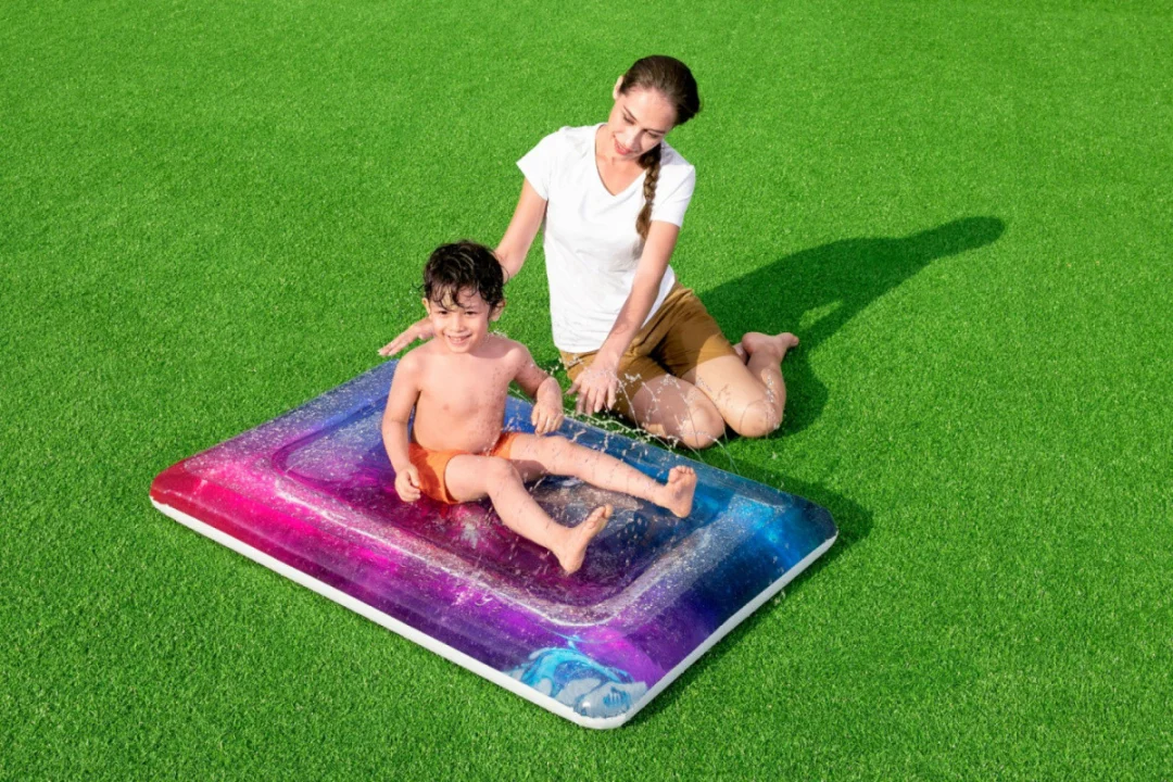 Galaktička vodena prostirka za djecu 130x90cm BESTWAY + vodeni raspršivač_6