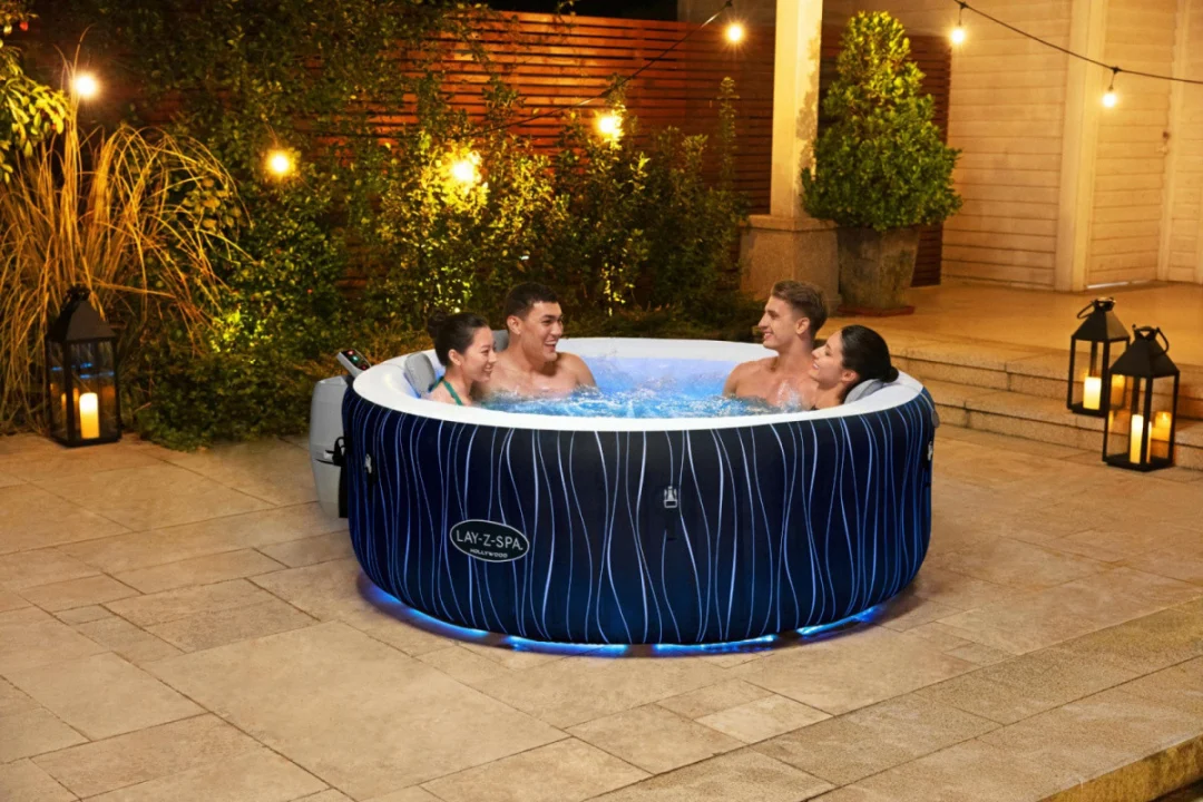 Hollywood Lay-Z-Spa AirJet kućni spa BESTWAY za 6 osoba + LED + 4 jastuka_10