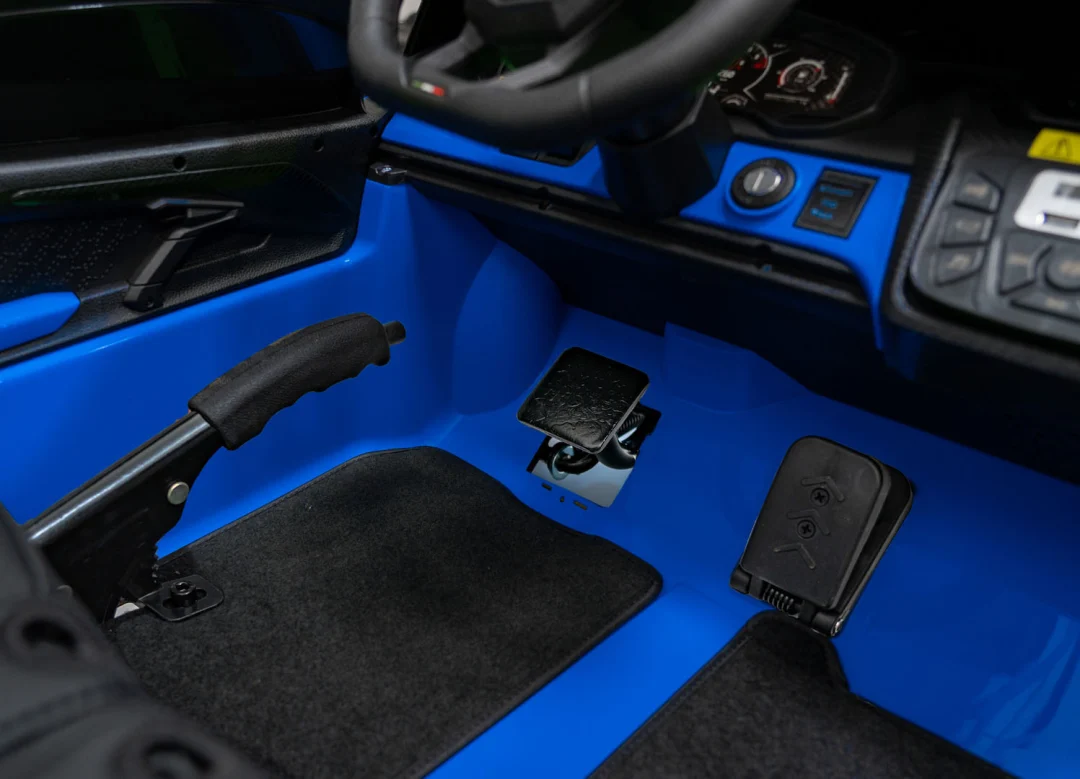 Lamborghini Revuelto XL Strong, plavo auto na akumulator_19