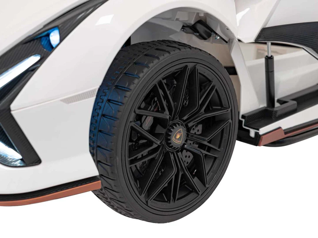 Lamborghini SIAN bijelo vozilo_17