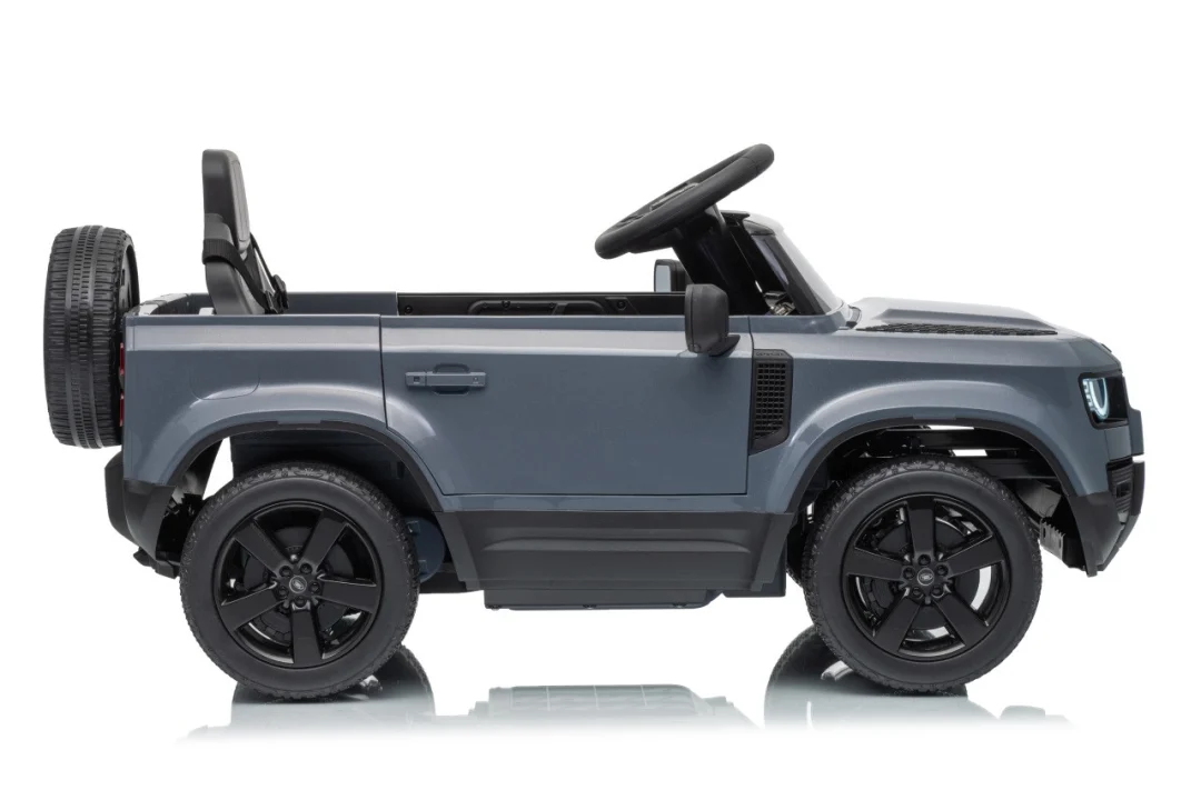 Land Rover Defender sivi auto na akumulator_5