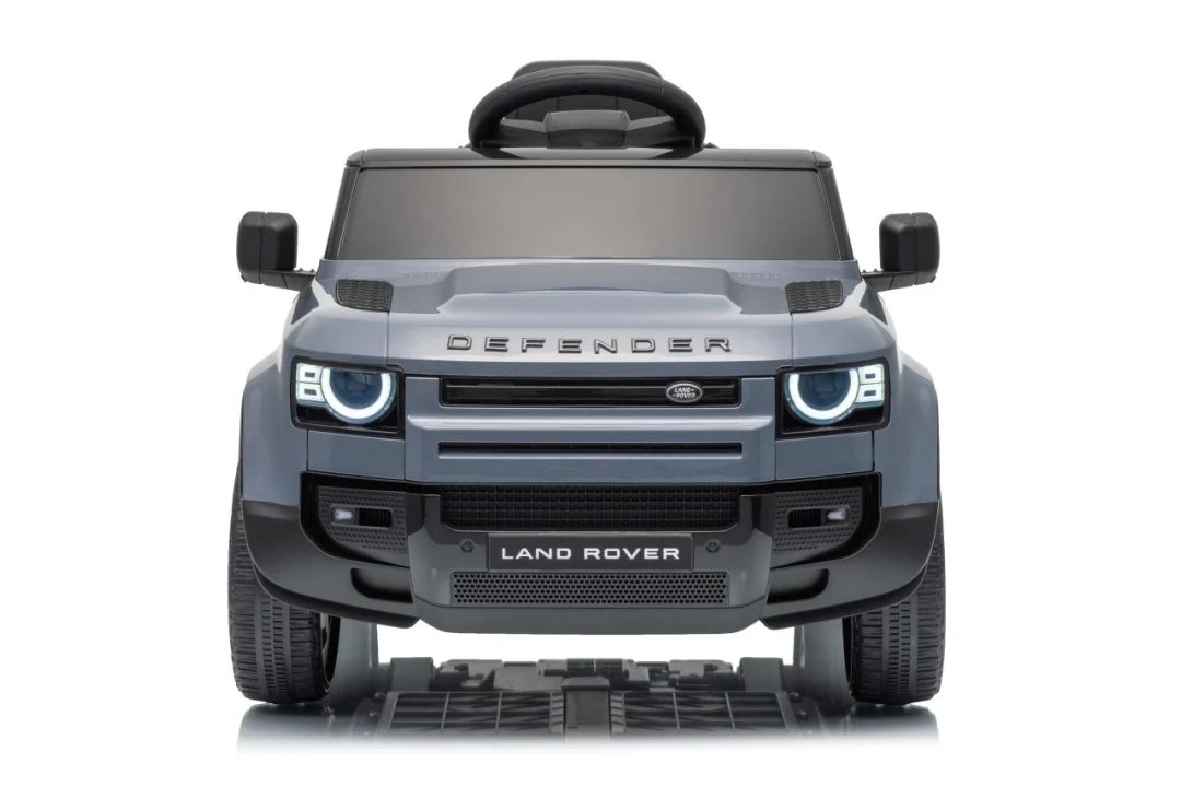 Land Rover Defender sivi auto na akumulator_7