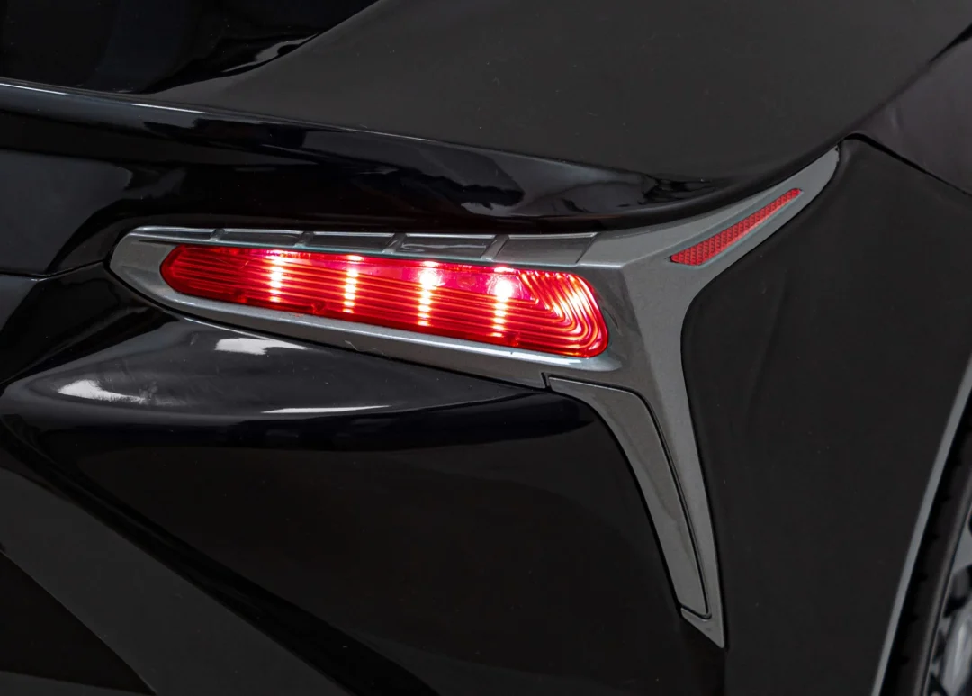 Lexus LC500 Dječji na baterije, crni + daljinski upravljač + spori start + EVA + audio LED, crna_19