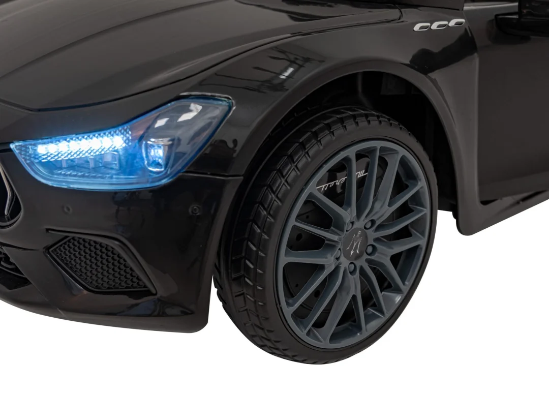 Maserati Ghibli na akumulator, crni_14