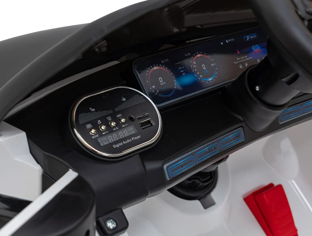 Mercedes Benz AMG EQA za djecu bijela + daljinski upravljač + pojasevi s 5 točaka + EVA + MP3_12