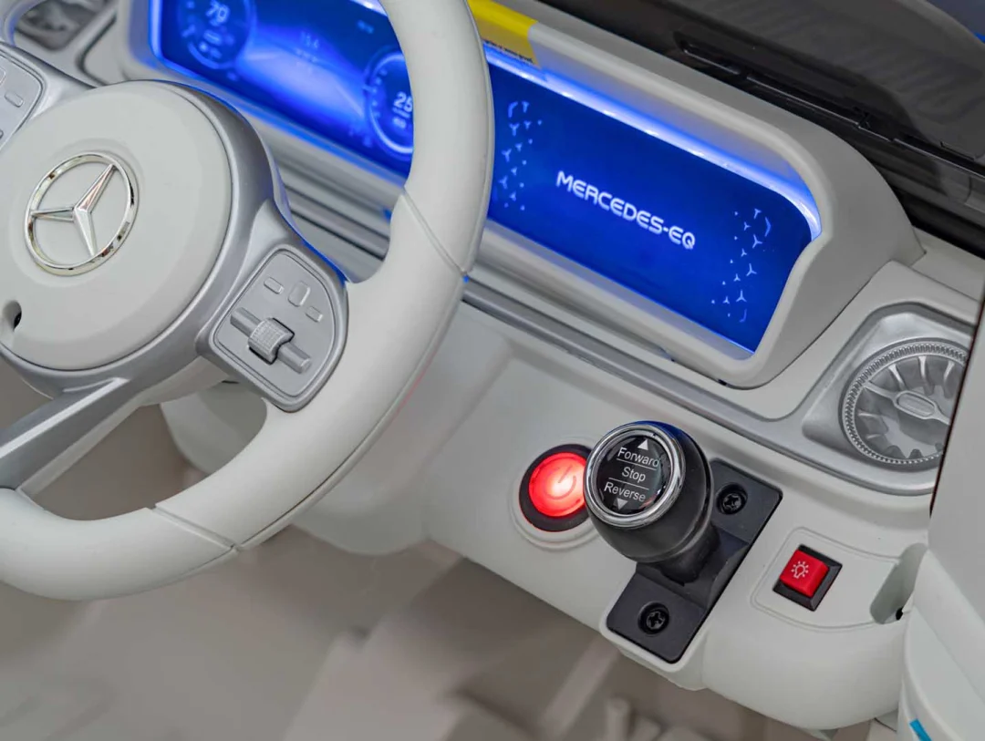 Mercedes Benz EQG bijelo vozilo auto na akumulator_12