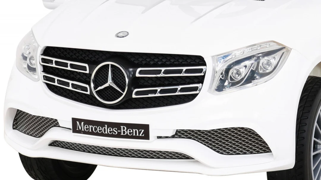 Mercedes Benz GL-klase bijelo vozilo_11