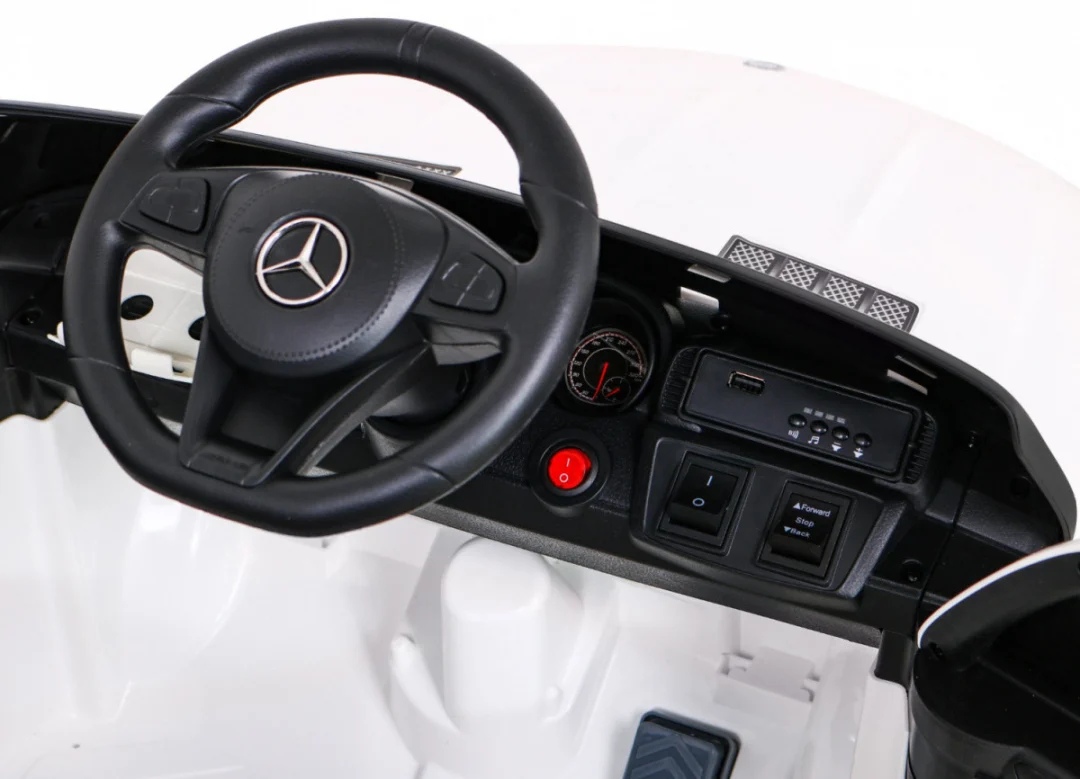 Mercedes Benz GL-klase bijelo vozilo_9