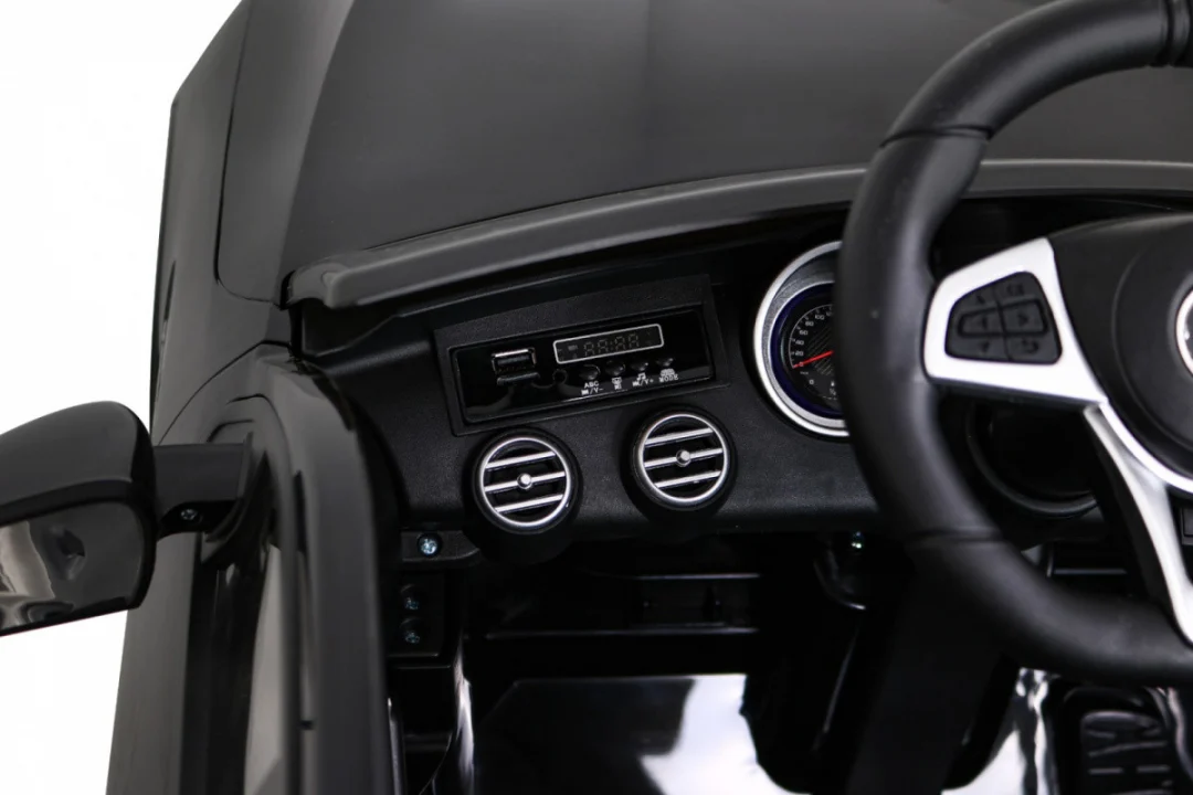 Mercedes Benz GLC63S za djecu Crni SUV + Daljinski upravljač + 4x4 pogon, crna_10