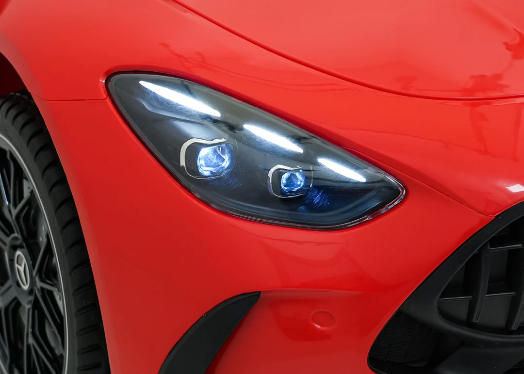Mercedes-Benz GT63 AMG crveni auto na akumulator_27