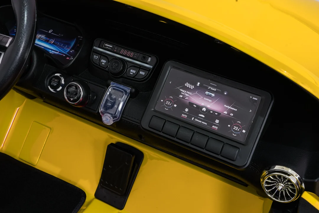 Mercedes-Benz GT63 AMG žuti auto na akumulator_22