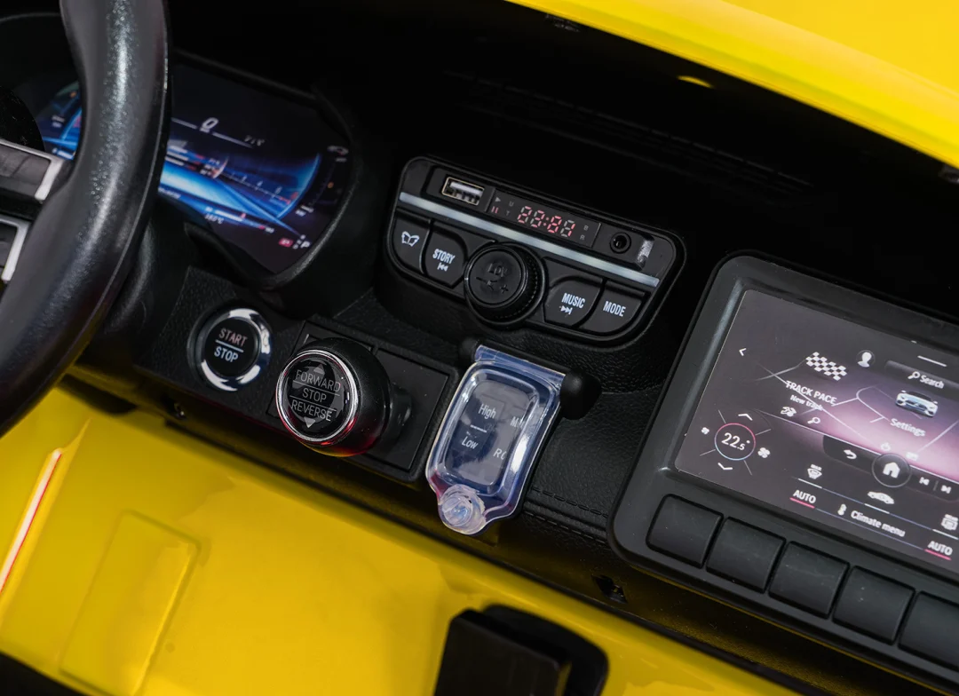 Mercedes-Benz GT63 AMG žuti auto na akumulator_23