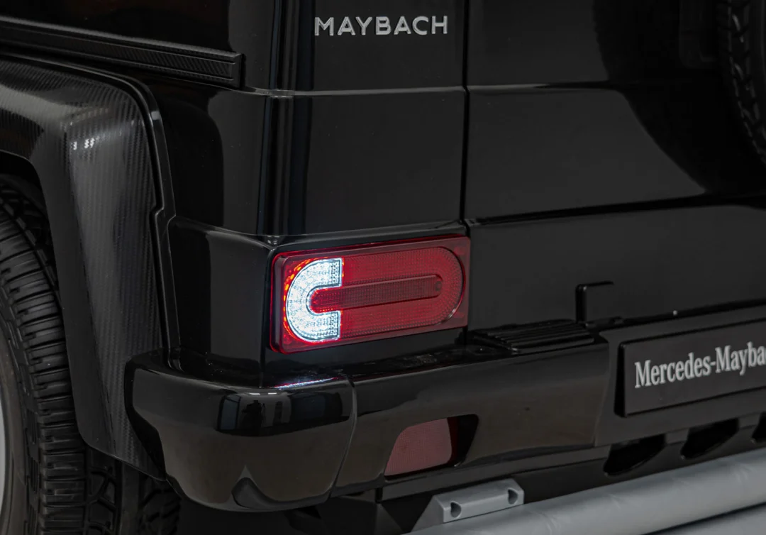 Mercedes Benz MAYBACH G650 Crno auto na akumulator_24