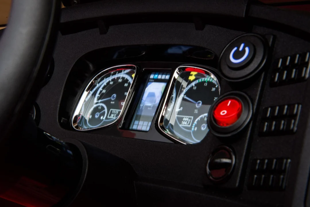 Mercedes-Benz Zetros dječji automobil na baterije, crveni + 2 sjedala + prtljažnik, crvena_17
