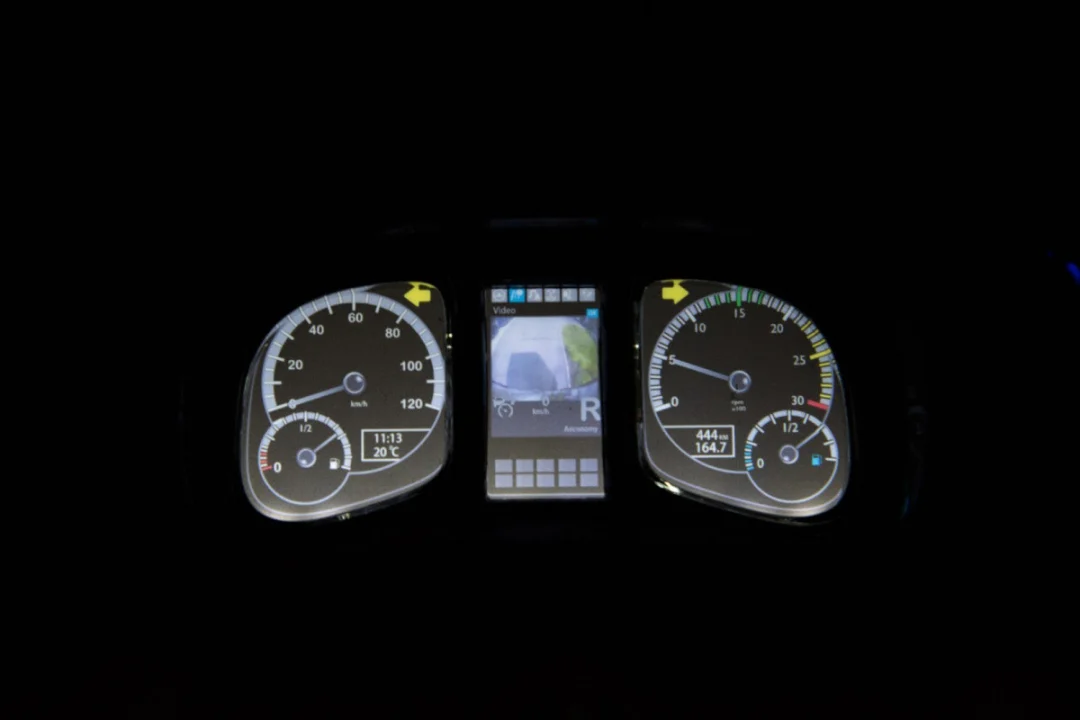 Mercedes-Benz Zetros dječji automobil na baterije, crveni + 2 sjedala + prtljažnik, crvena_18