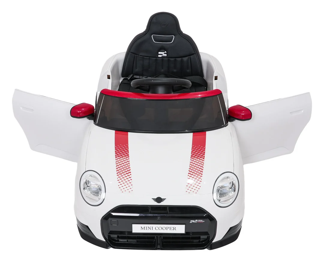Mini Cooper bijeli auto na akumulator_14