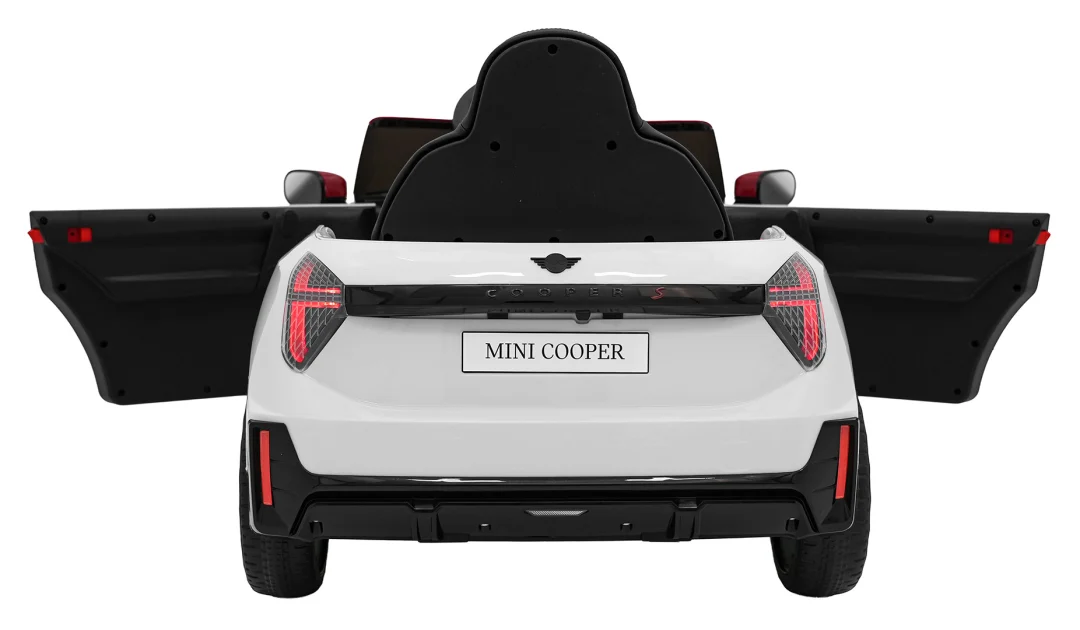 Mini Cooper bijeli auto na akumulator_9