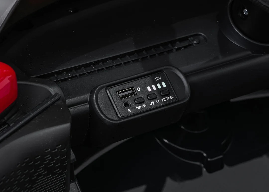 Mini Cooper crni auto na akumulator_18