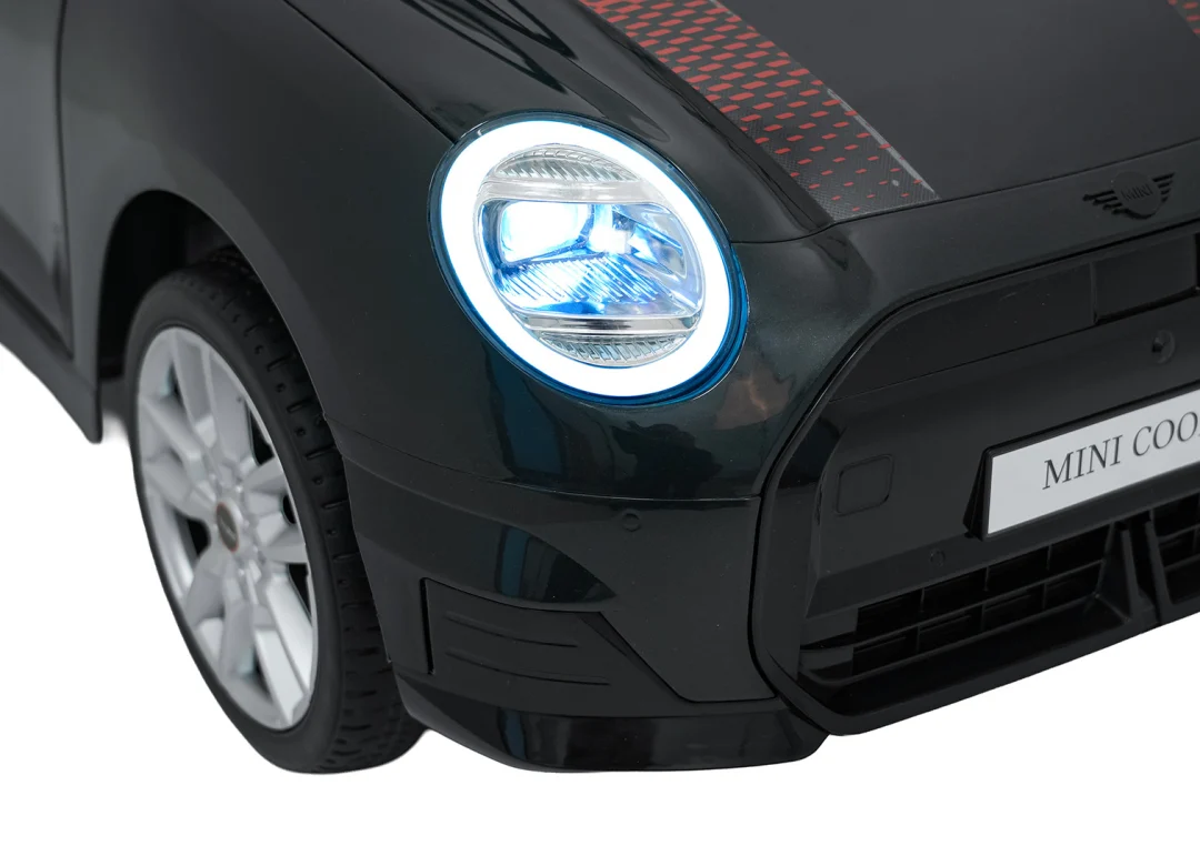 Mini Cooper crni auto na akumulator_22