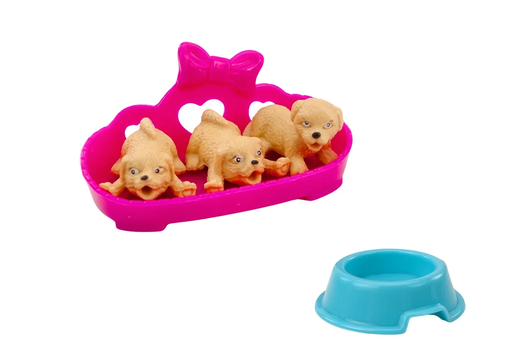 Mini lutka s dugom kosom, haljinom i krevetom za 3 psa_3