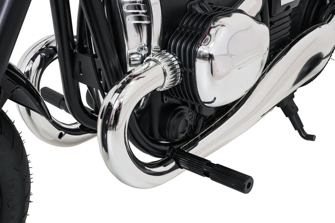 Motor BMW R18 crni motor na akumulator_27
