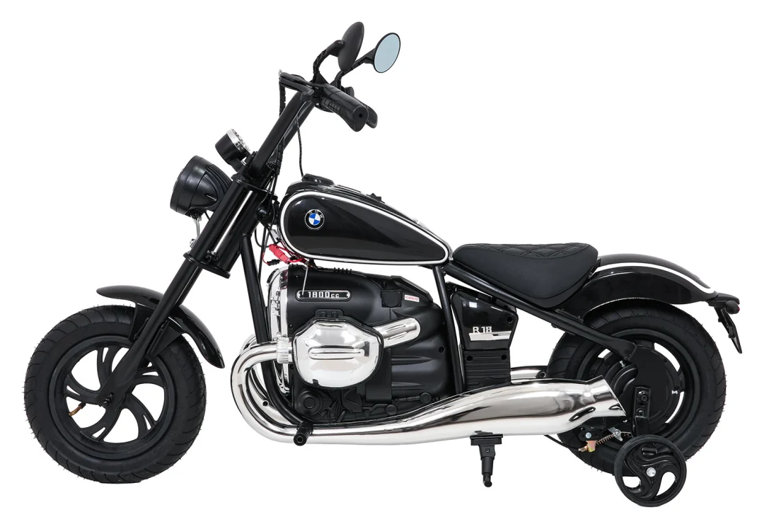 Motor BMW R18 crni motor na akumulator_6
