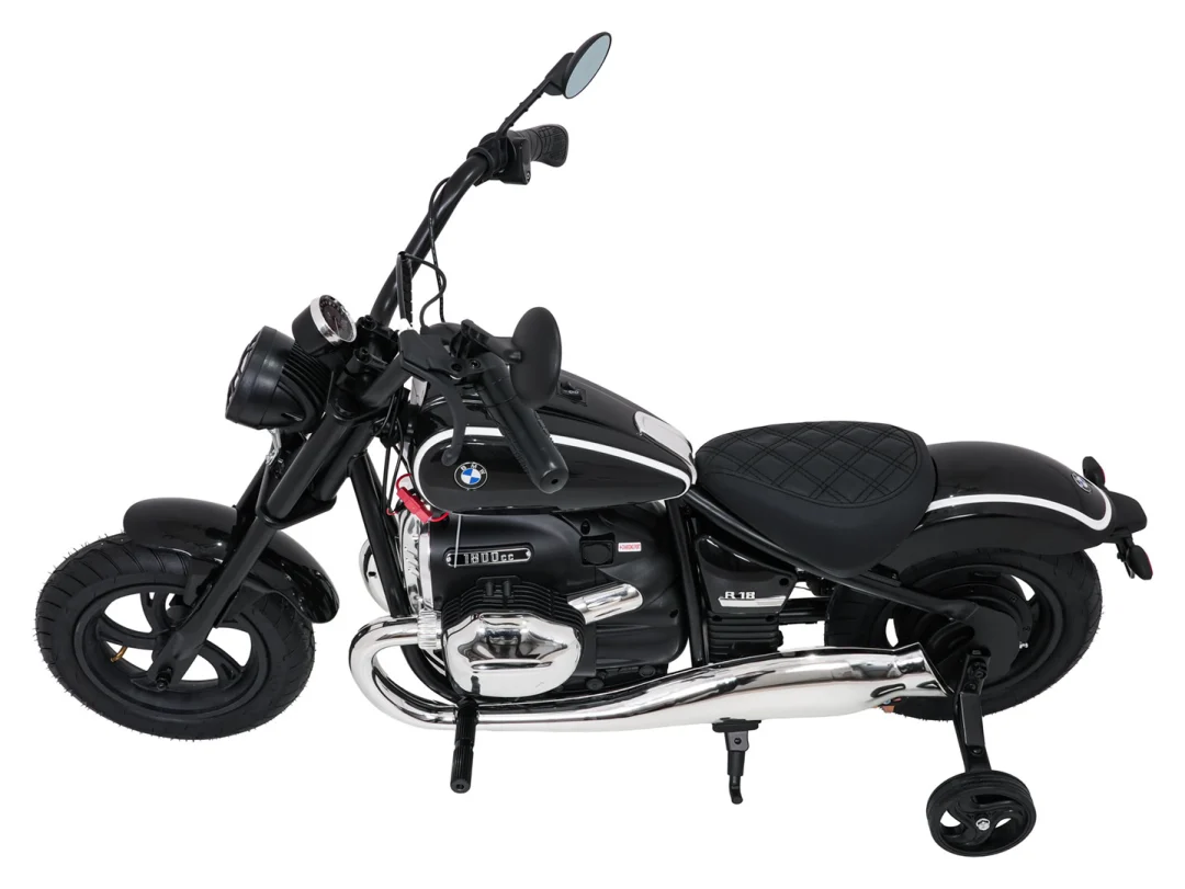 Motor BMW R18 crni motor na akumulator_7
