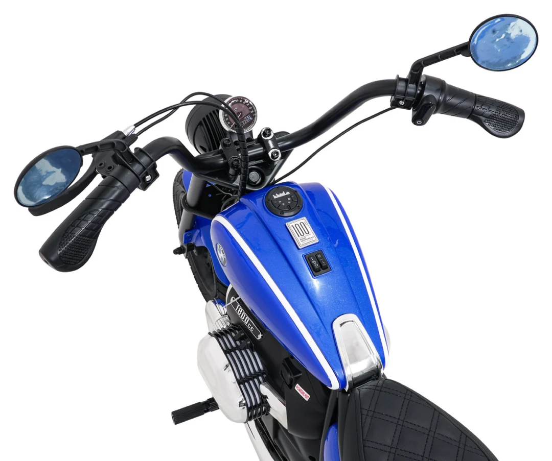 Motor BMW R18 plavi motor na akumulator_16