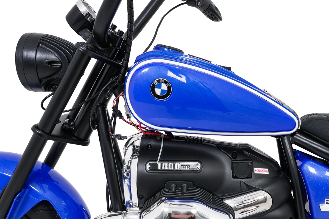 Motor BMW R18 plavi motor na akumulator_27