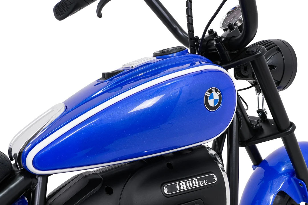 Motor BMW R18 plavi motor na akumulator_29