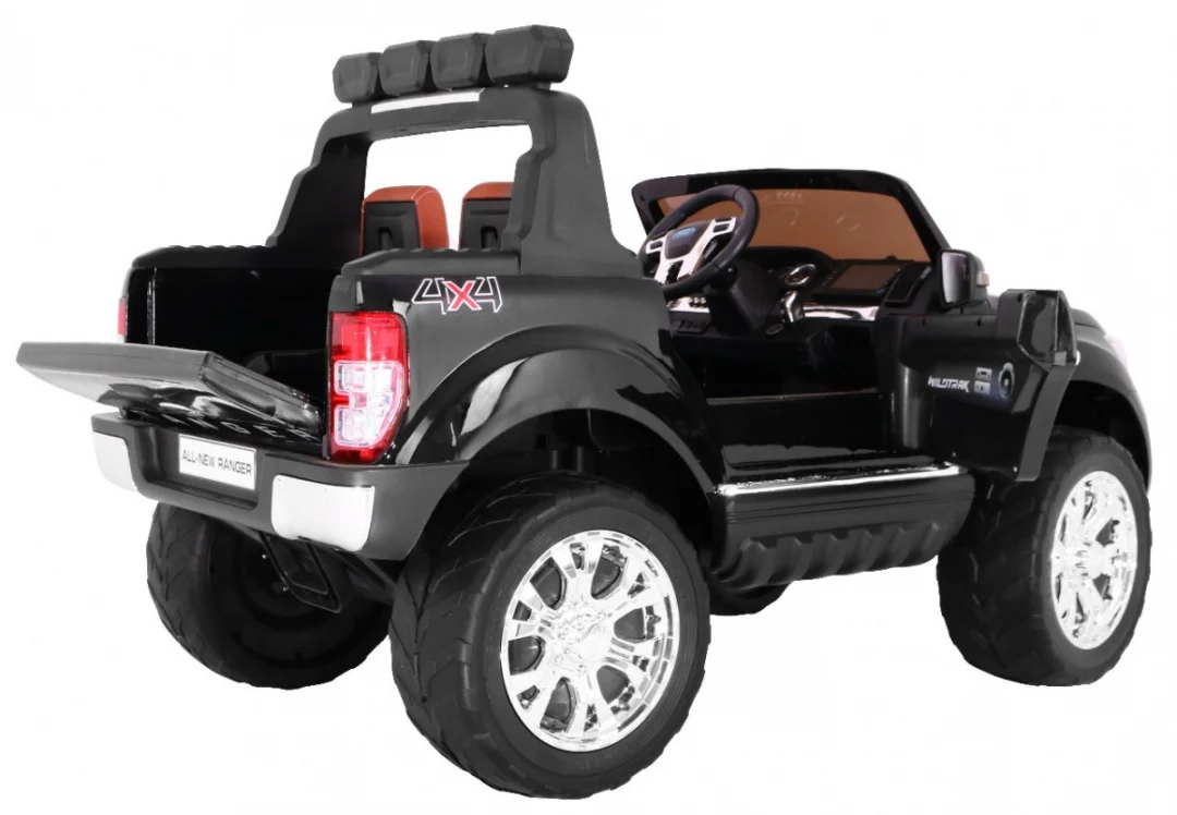 NOVI Ford Ranger 4x4 Facelift obojan u crno_6