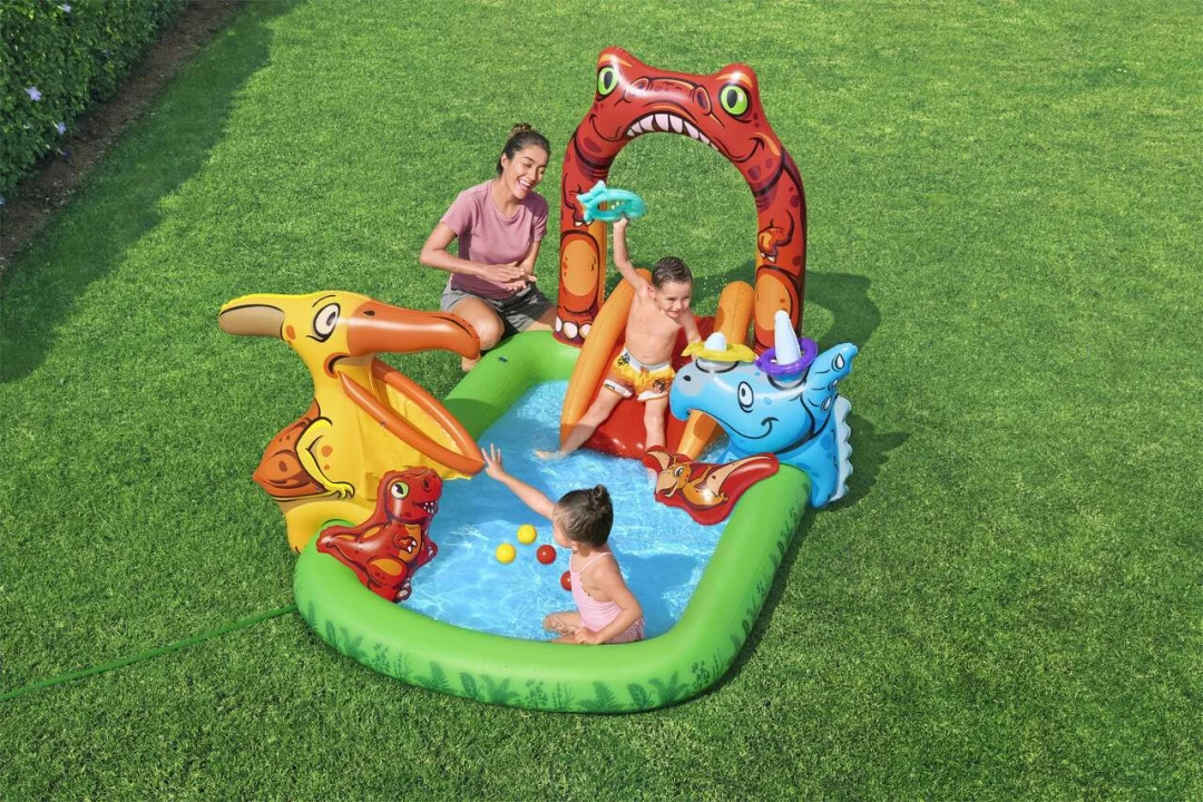 Napuhani dječji bazen Dinosaur World za djecu 2+ BESTWAY 241x140x137cm + tobogan + prskalica + pribor_5