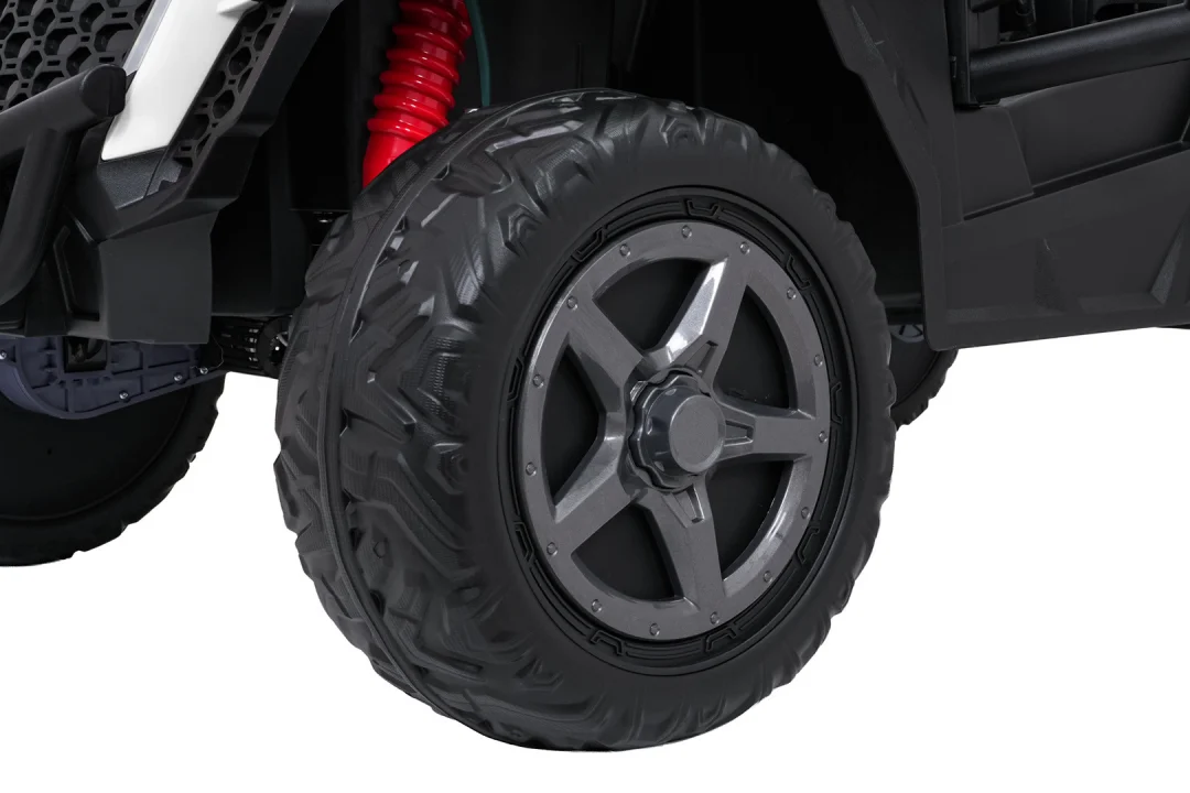 OBSERVER 4×4 Buggy vozilo bijeli_24