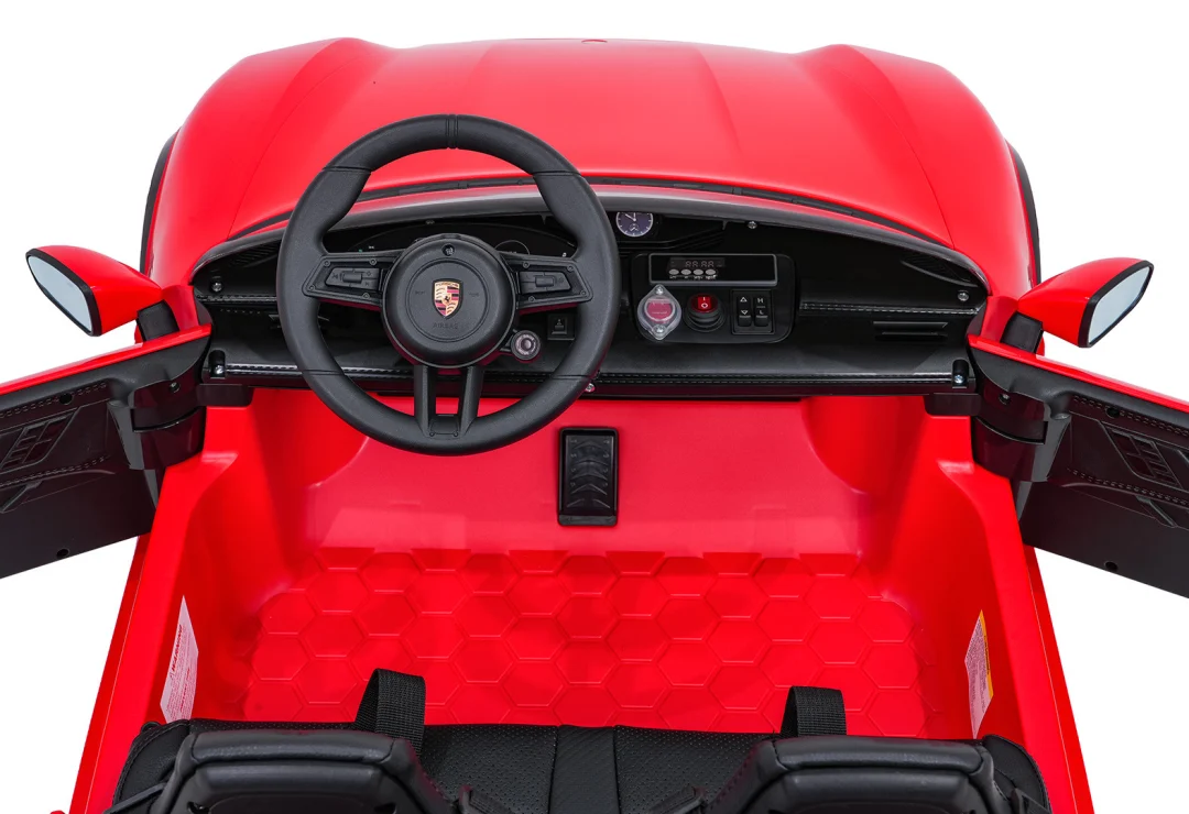 Porsche Taycan Turbo S crveno vozilo_14