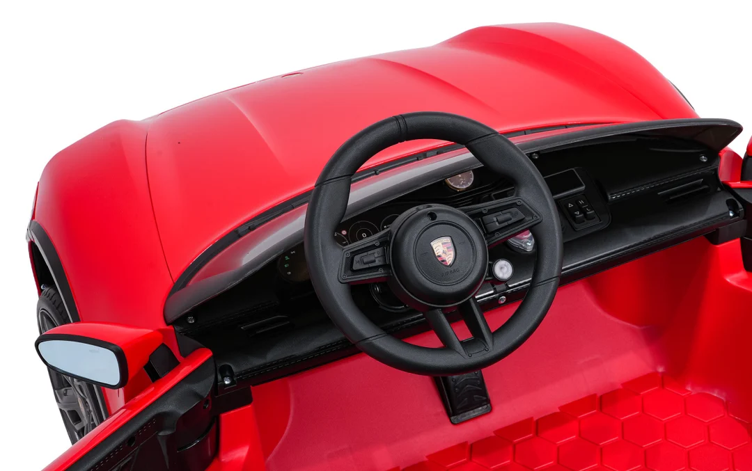 Porsche Taycan Turbo S crveno vozilo_15